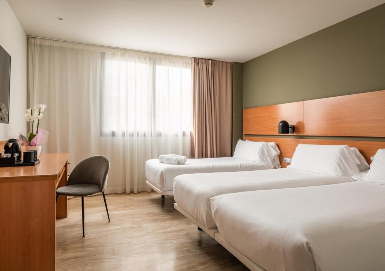 Hotel Sb Express Тарагона Екстериор снимка