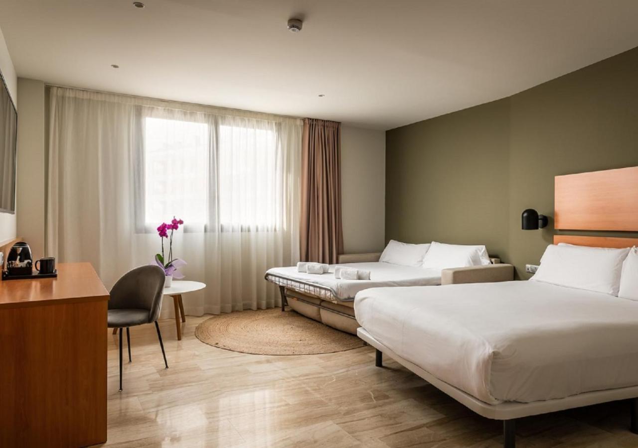 Hotel Sb Express Тарагона Екстериор снимка