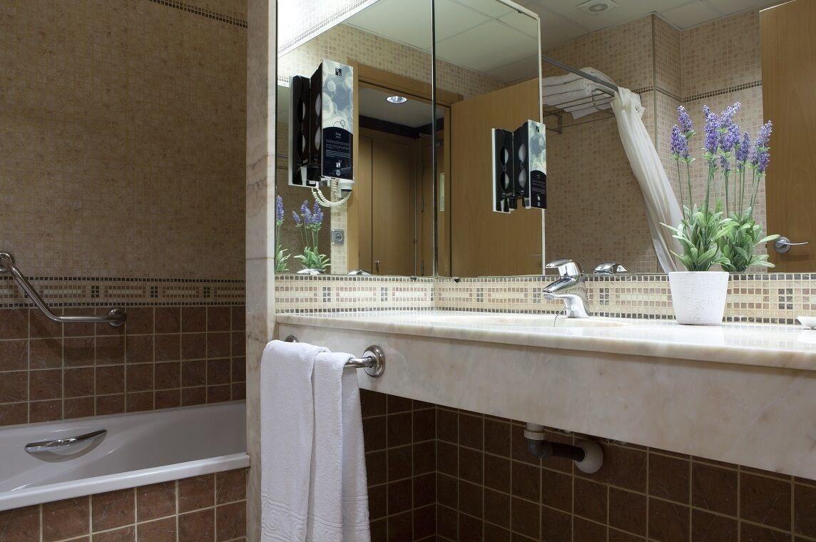 Hotel Sb Express Тарагона Екстериор снимка